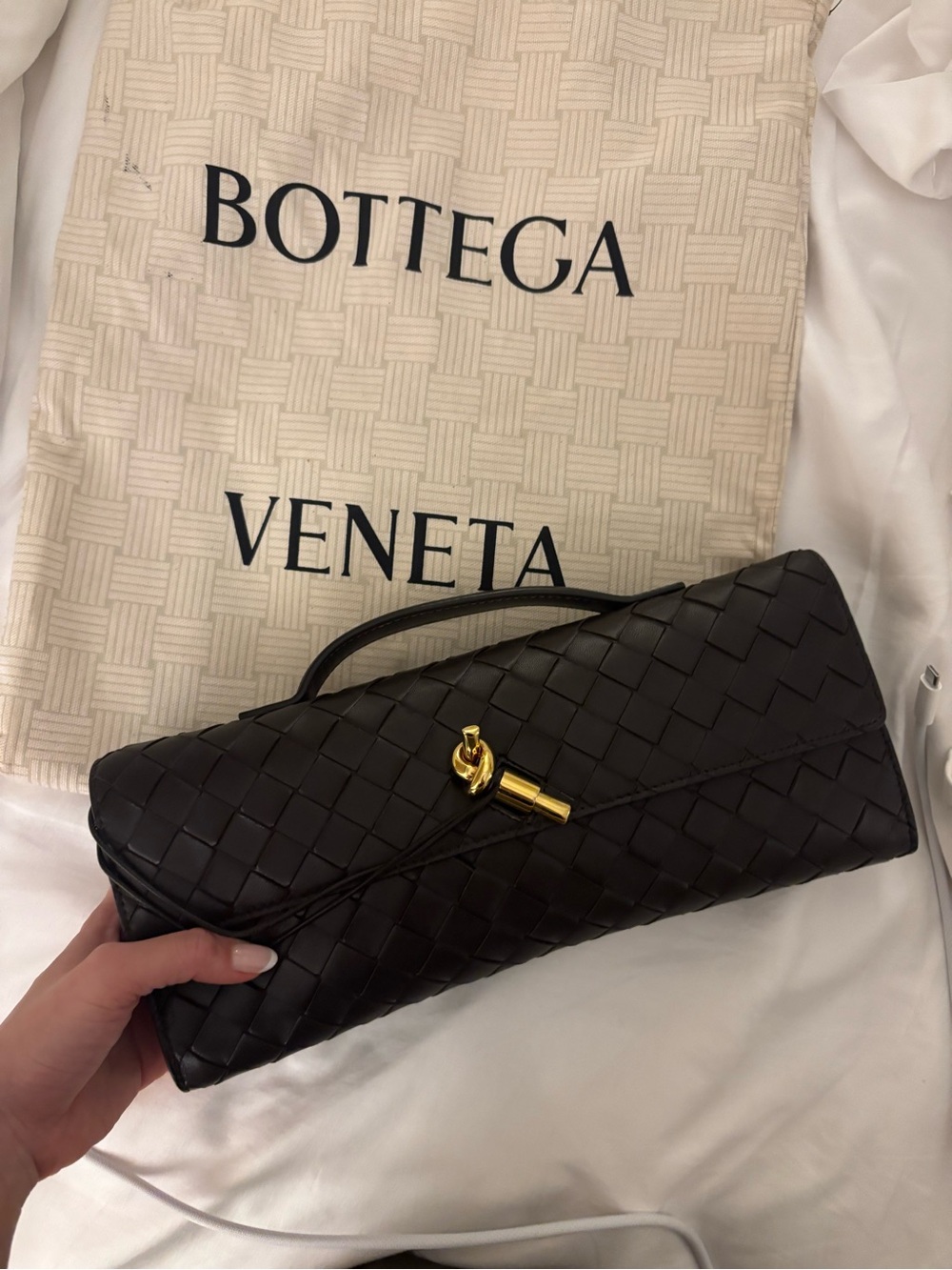 Bottega Veneta Black Andiamo clutch in fondant